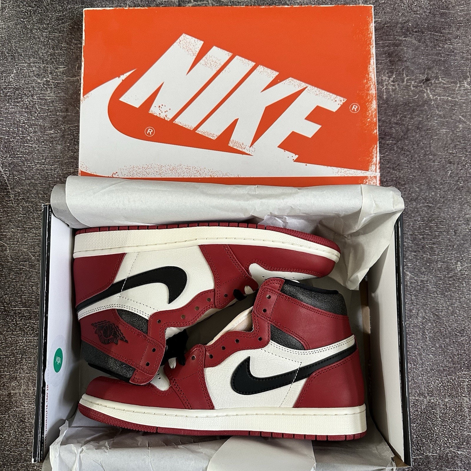Ds Men's Air Jordan 1 Retro High Og Chicago Lost And Found Sz 9.5 (Dz5485-612)